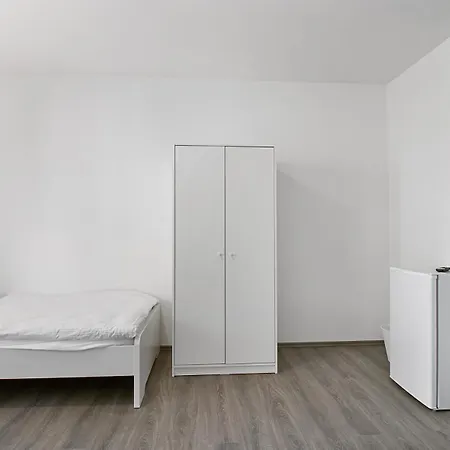 Apartment Stay- Fitter *